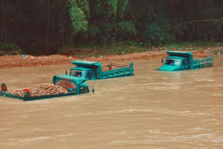 A flooded river in Shaoguan, Guangdong Province, China, October 2020. Photo by Jean Beller/Unsplash
