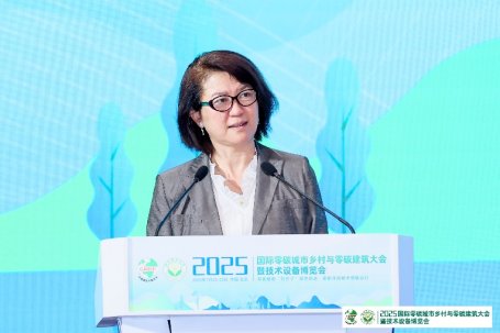 Li FANG
